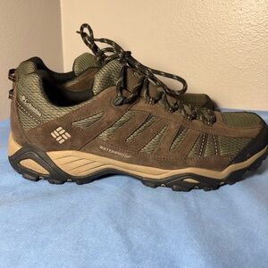 Columbia Charter Oak Men's Waterproof shoes, brown and green